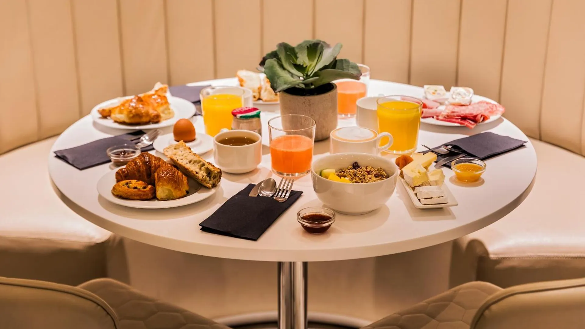 Maison Pigalle Paris 4*,